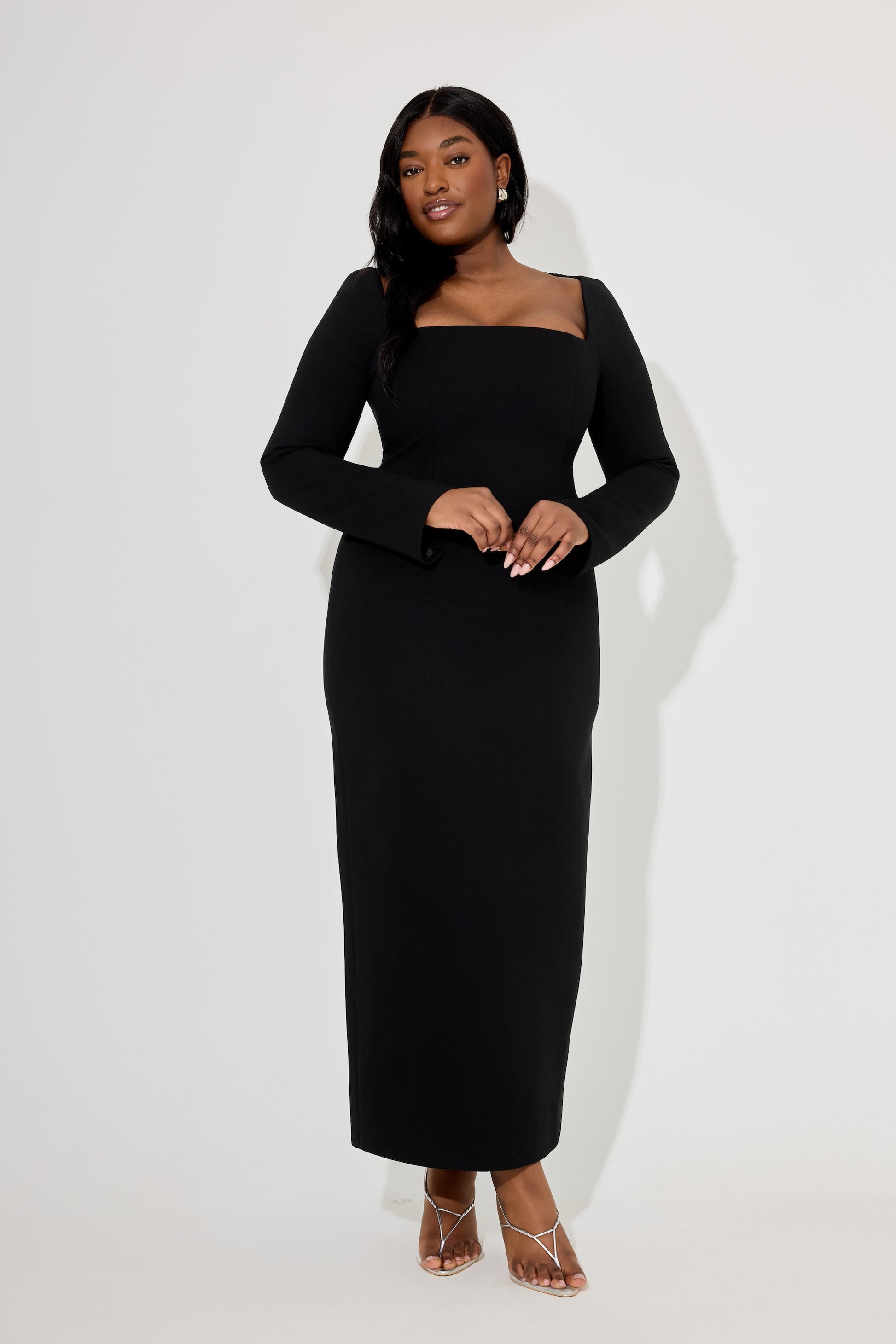 Framed Neckline Maxi Dress