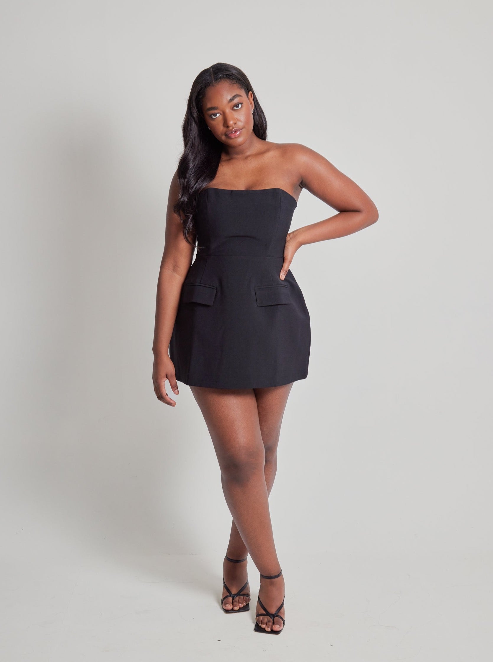 Black on sale strapless dress